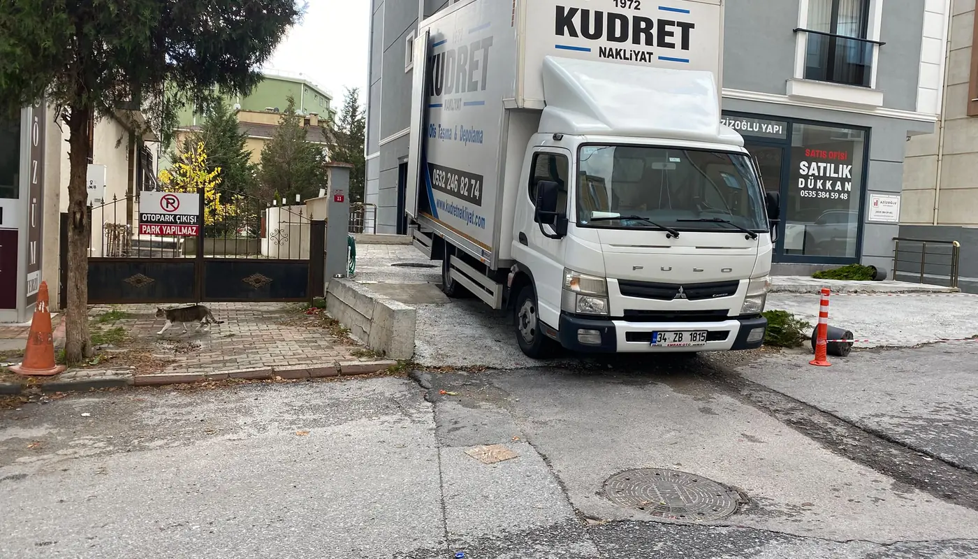 Kudret Nakliyat kamyonu